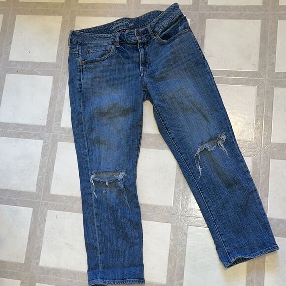 AMERICAN EAGLE SIZE 8 DISTRESSED BOYFIT “VINTAGE” JEANS - Picture 2 of 9